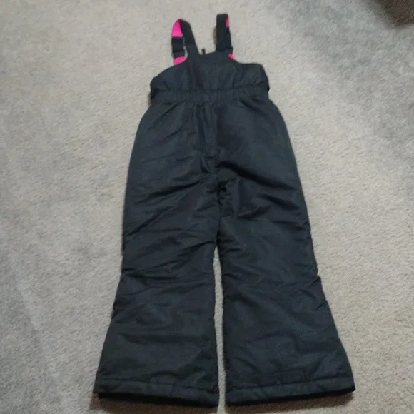 Girls Faded Glory Snowsuit - Picture 11 of 16